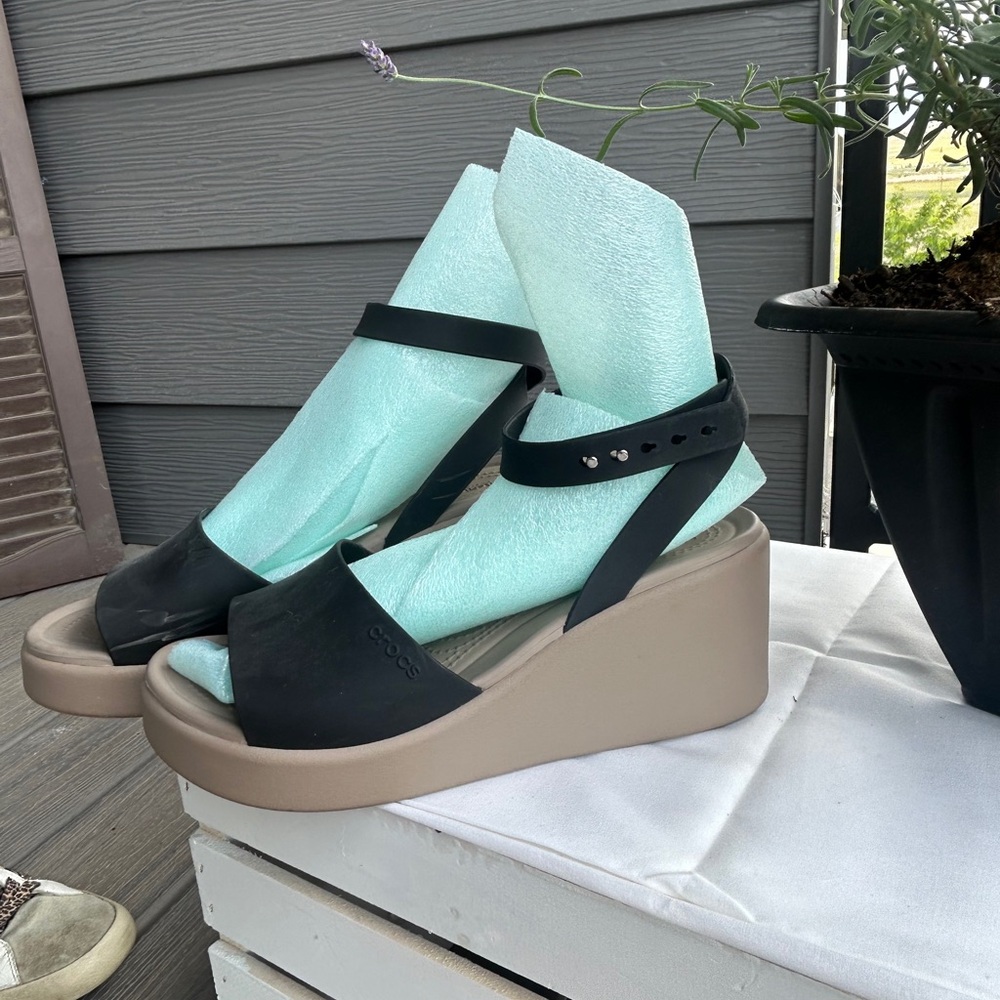 CROCS Black and Tan Wedge Sandals - Picture 2 of 6